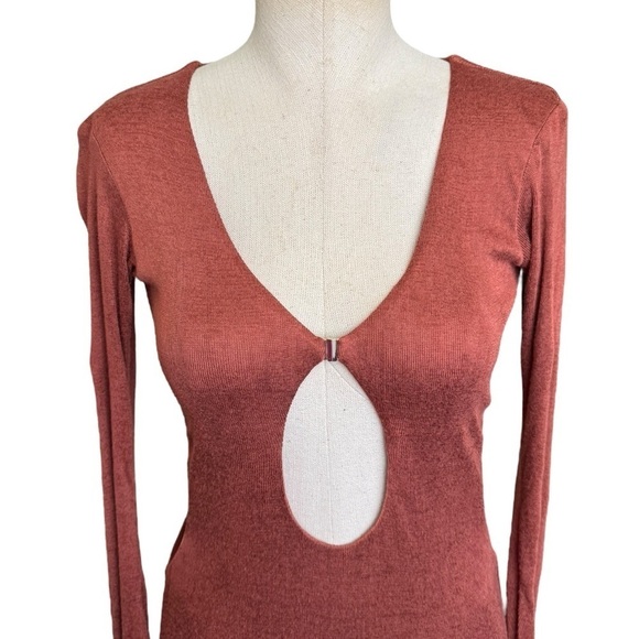 Savannah Morrow Gardenia Maxi Dress in Paprika - Picture 4 of 12